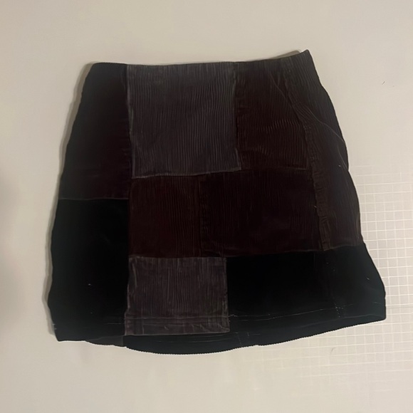 Urban outfitters corduroy mini skirt - Picture 1 of 3